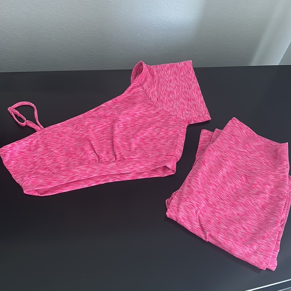 Active Set - Picture 2 of 2